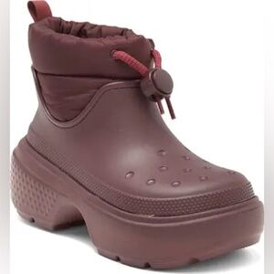 Crocs Stomp Puff Boot in Dark Cherry NWT Never Worn Women’s 7